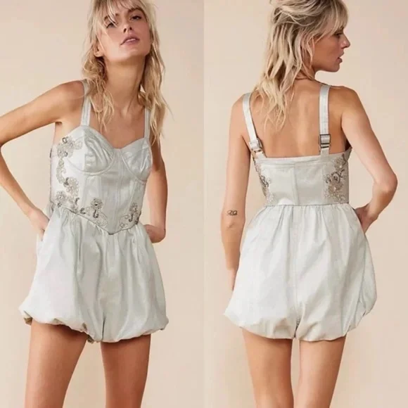 Free People Janelle Bubble Romper in Silver SZ 4 NEW - Picture 4 of 12